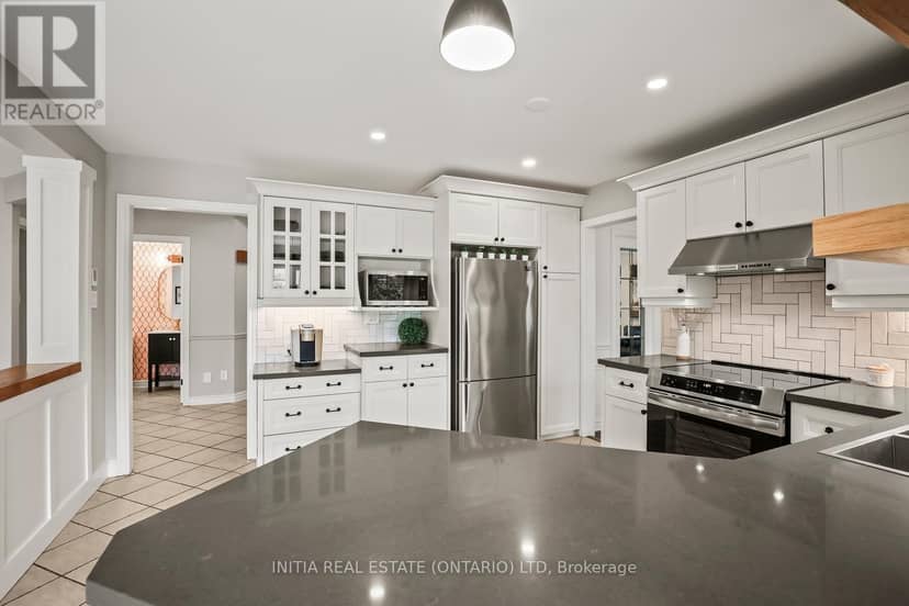 82 Masonville Crescent — photo 14 of 40
