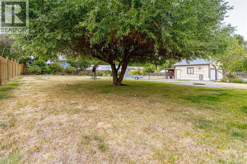 851 Breakwater Rd — photo 33 of 40