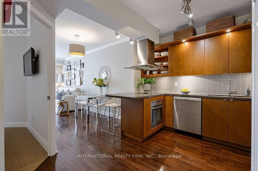204 - 1430 Yonge Street — photo 7 of 36