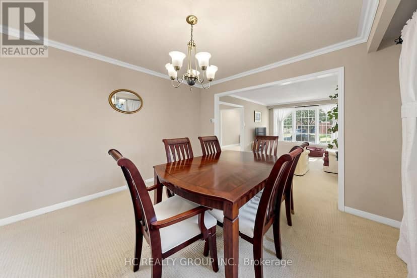 5 Standish Crescent — photo 11 of 40