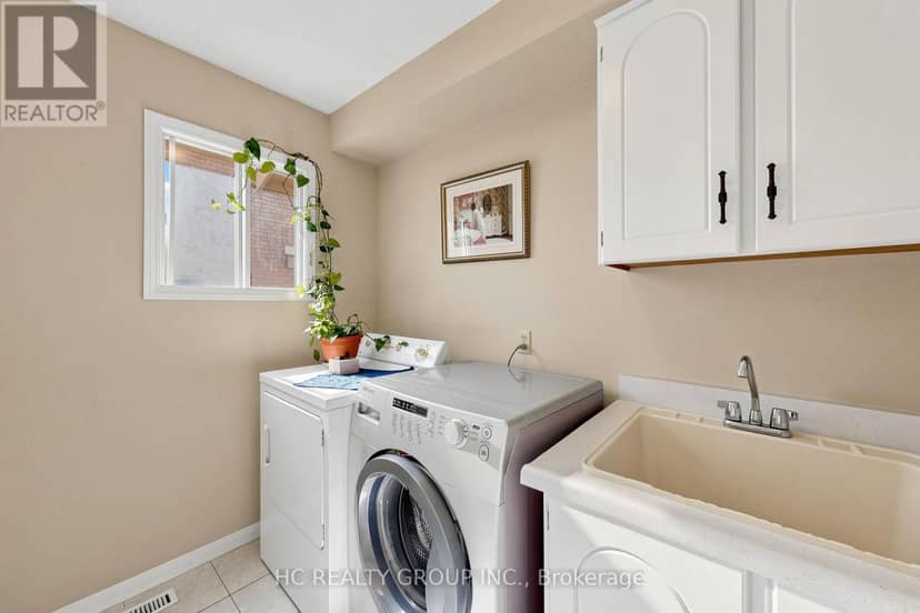 5 Standish Crescent — photo 21 of 40