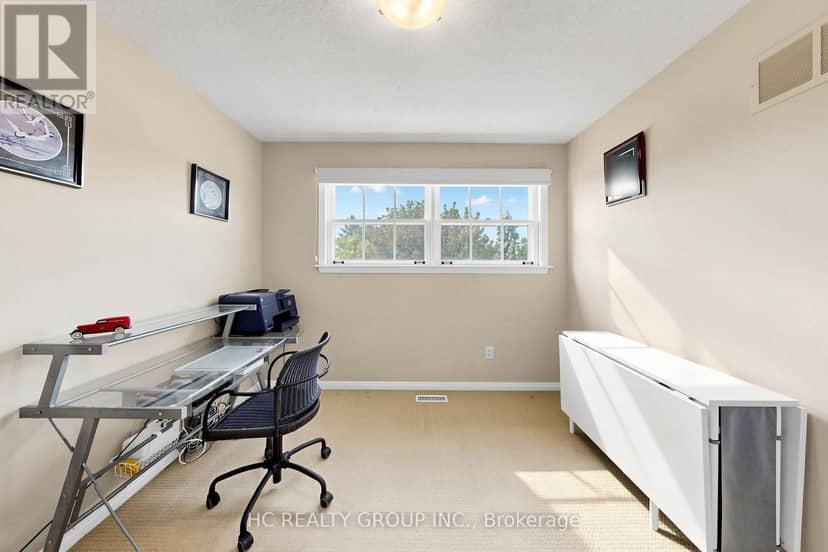 5 Standish Crescent — photo 30 of 40