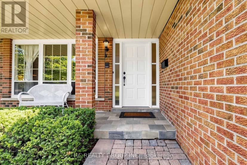 5 Standish Crescent — photo 4 of 40