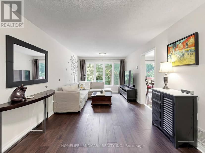 52 Queensmill Court, Richmond Hill, photo 3