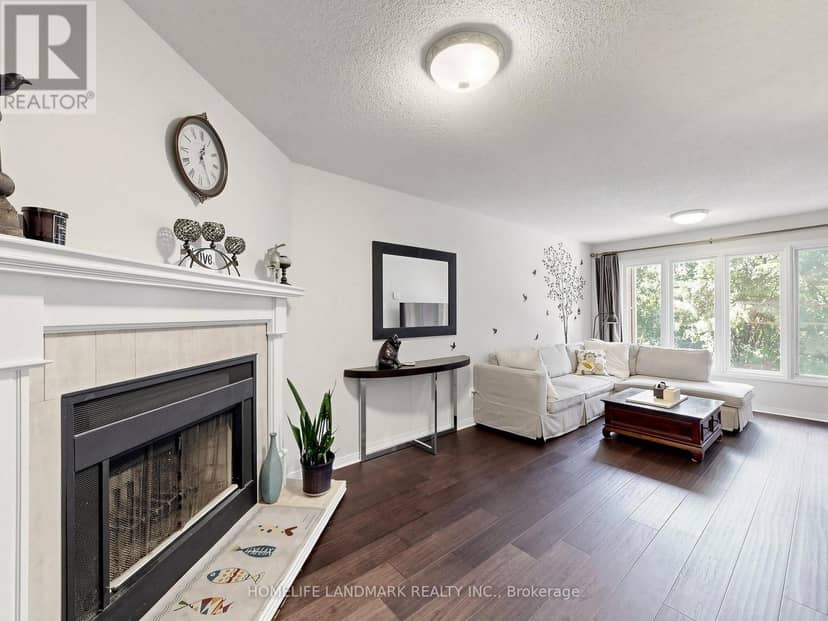 52 Queensmill Court, Richmond Hill, photo 4