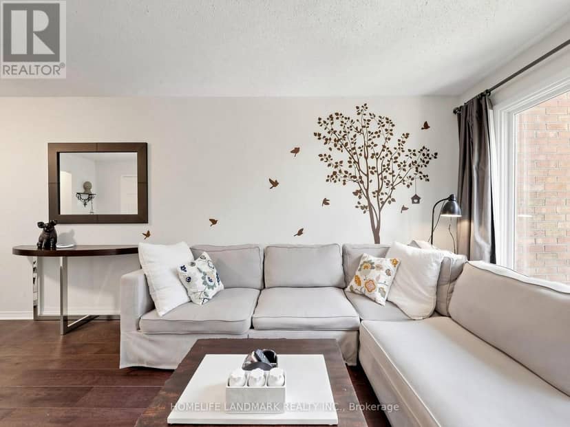 52 Queensmill Court, Richmond Hill, photo 5