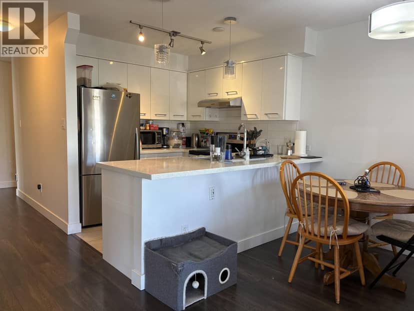 232 5555 VICTORIA DRIVE, Vancouver, photo 4