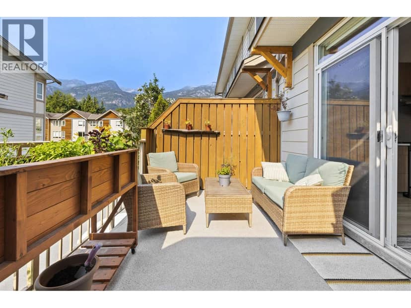 4 1188 WILSON CRESCENT, Squamish
