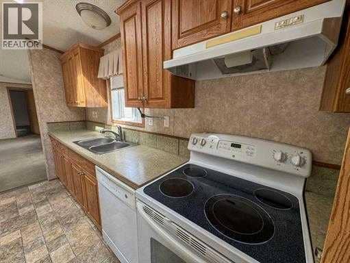 305 Rodeo Drive, Fort Macleod, photo 7