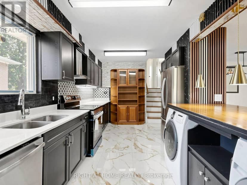 65 Darlingside Drive, Toronto, photo 7