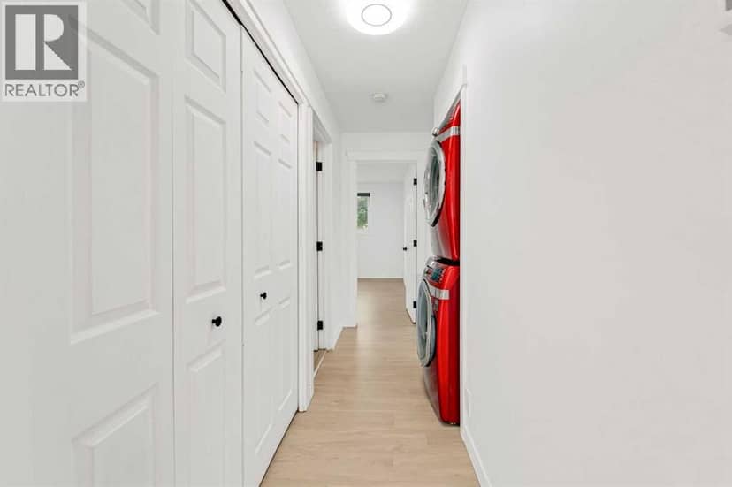124 Castlebrook Road NE — photo 18 of 40