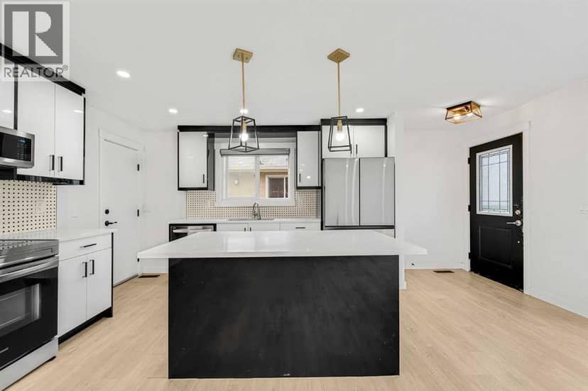 124 Castlebrook Road NE — photo 11 of 40