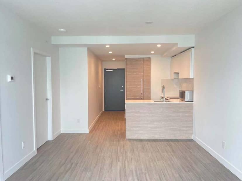 13XX 13655 FRASER HWY, Surrey, photo 6
