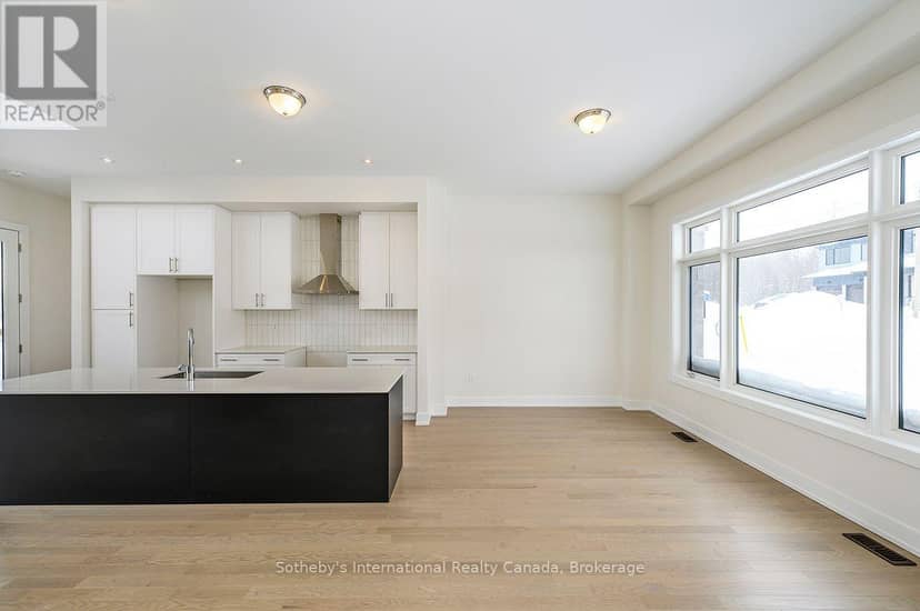 111 Clement Lane — photo 5 of 40