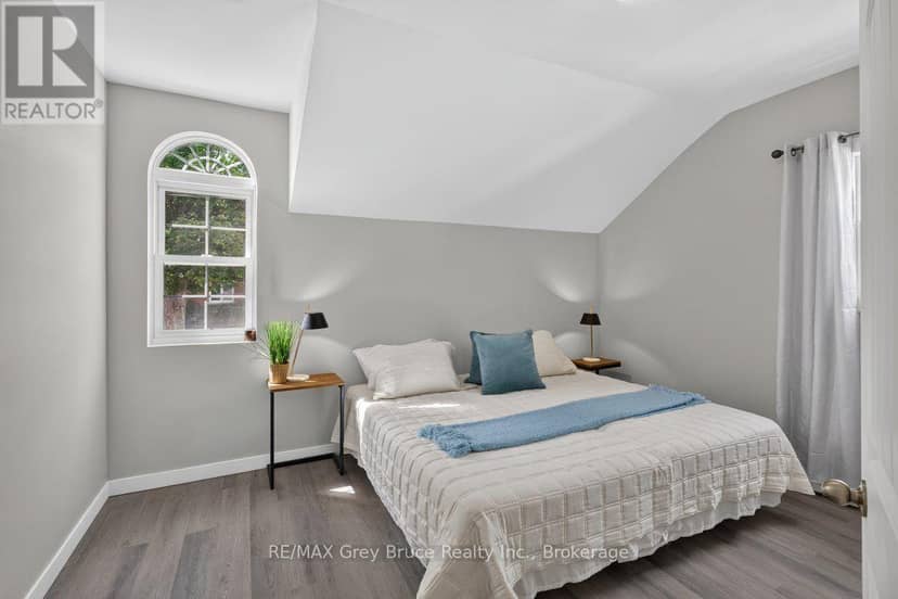 5 John Street — photo 14 of 19