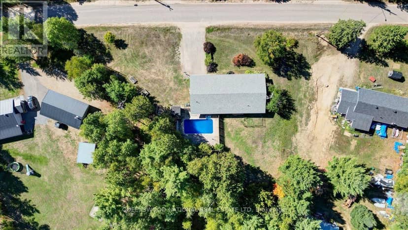 11876 Opeongo Road — photo 7 of 40