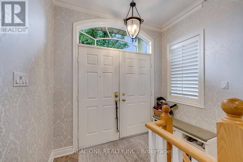 2278 Woodfield Road — photo 4 of 40