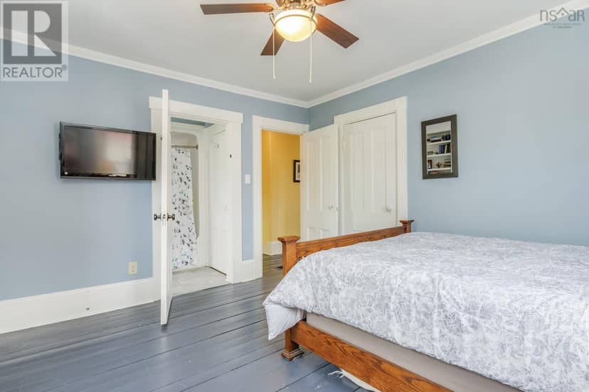206 Fox Street — photo 24 of 40
