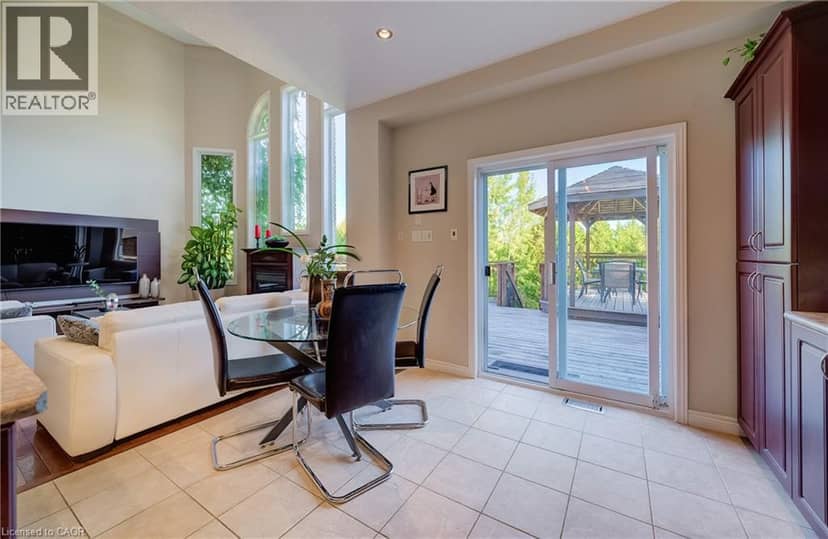 573 ROBERT FERRIE Drive — photo 12 of 40