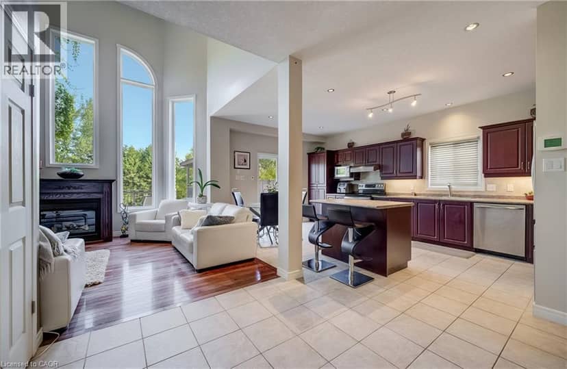 573 ROBERT FERRIE Drive — photo 14 of 40