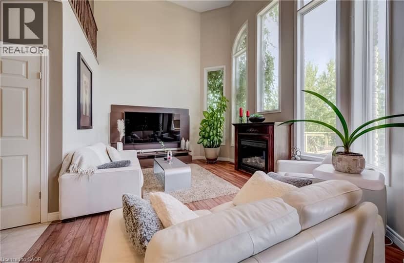 573 ROBERT FERRIE Drive — photo 6 of 40