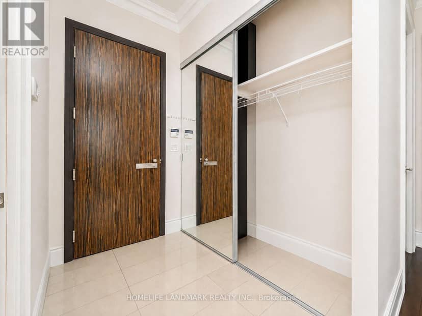 325-PH9 - 325 South Park Road — photo 19 of 31