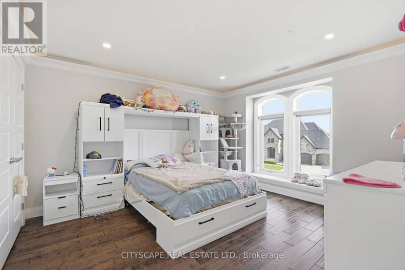30 Augustus Court — photo 25 of 40
