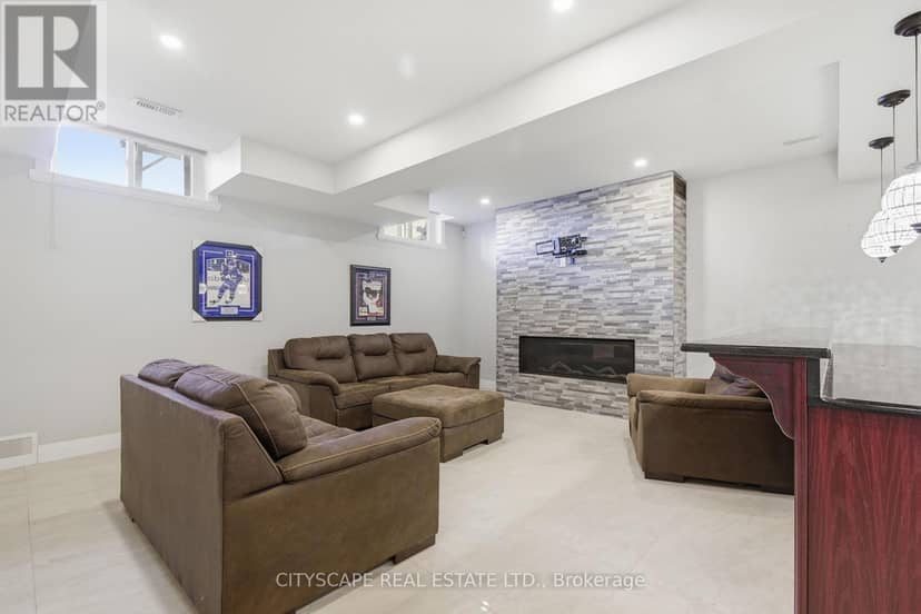 30 Augustus Court — photo 29 of 40
