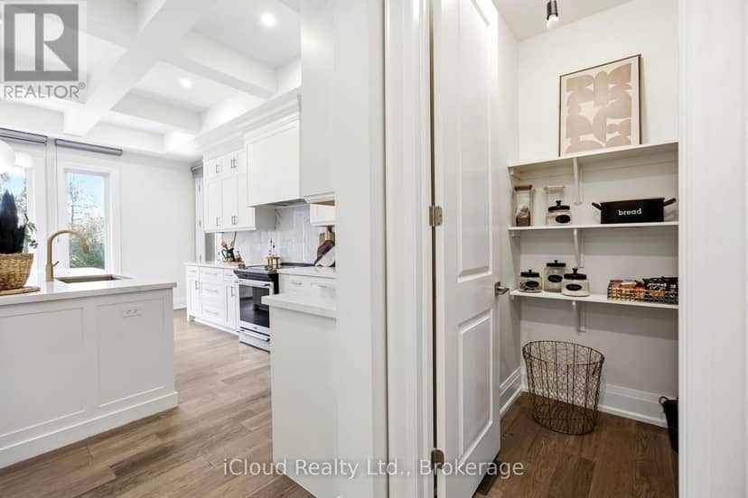 6168 1 St Line — photo 21 of 40