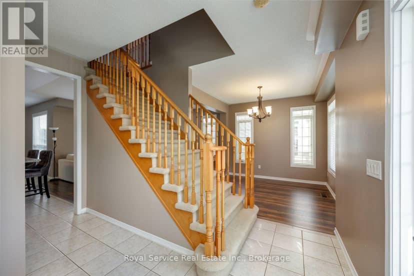 762 Carlisle Street — photo 4 of 31