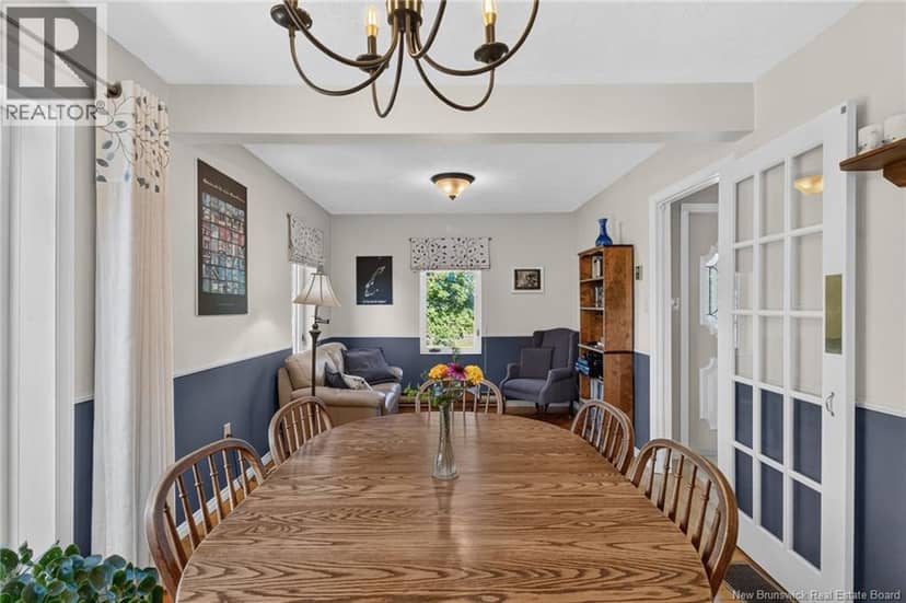 1055 Saint-Joseph Road — photo 17 of 40