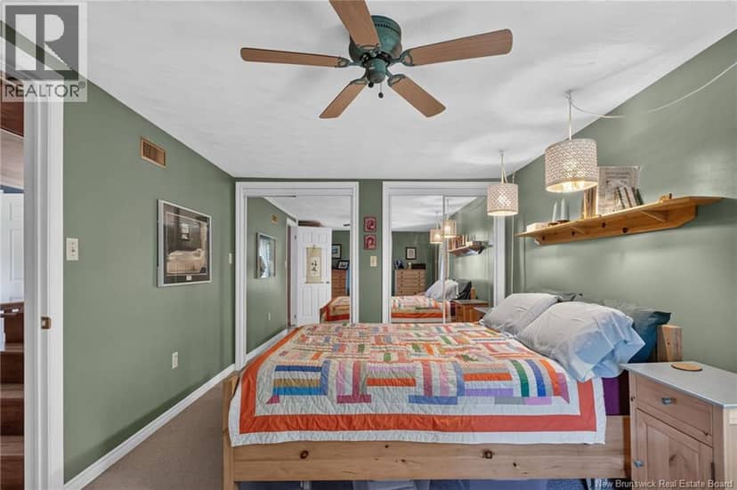 1055 Saint-Joseph Road — photo 34 of 40