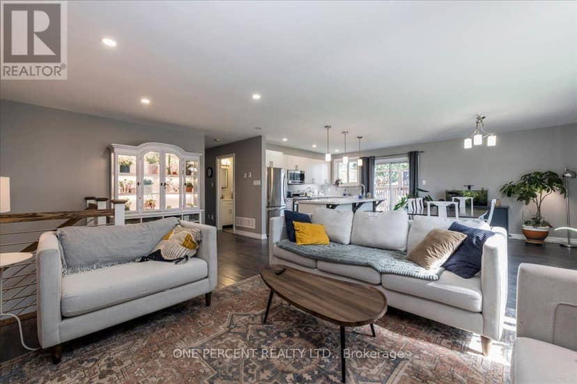 25 Bertram Drive — photo 3 of 40