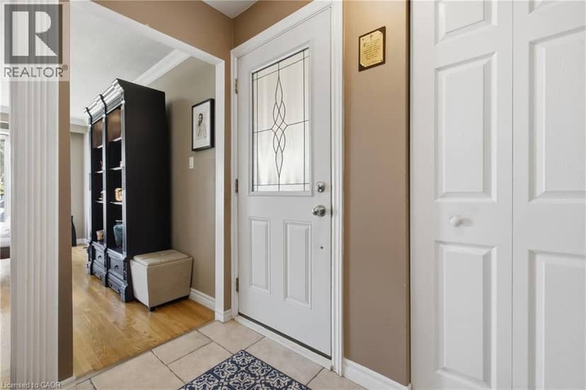 58 TINDALE Court — photo 4 of 40