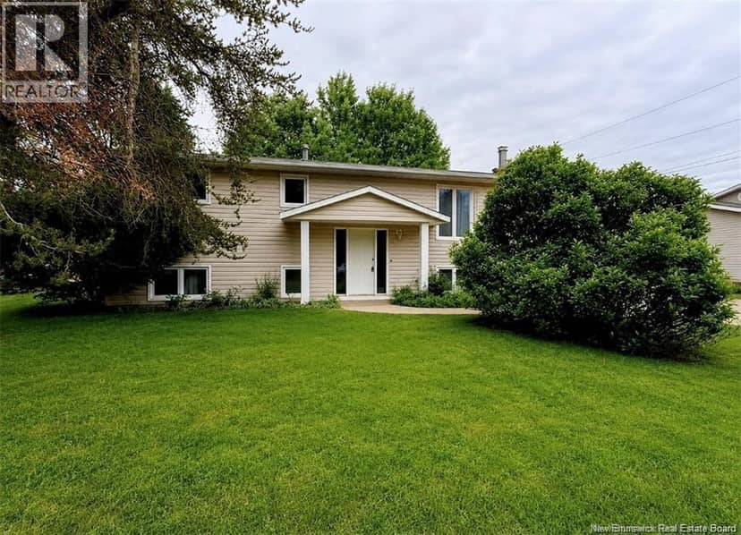 23 Pembroke Street — photo 1 of 28