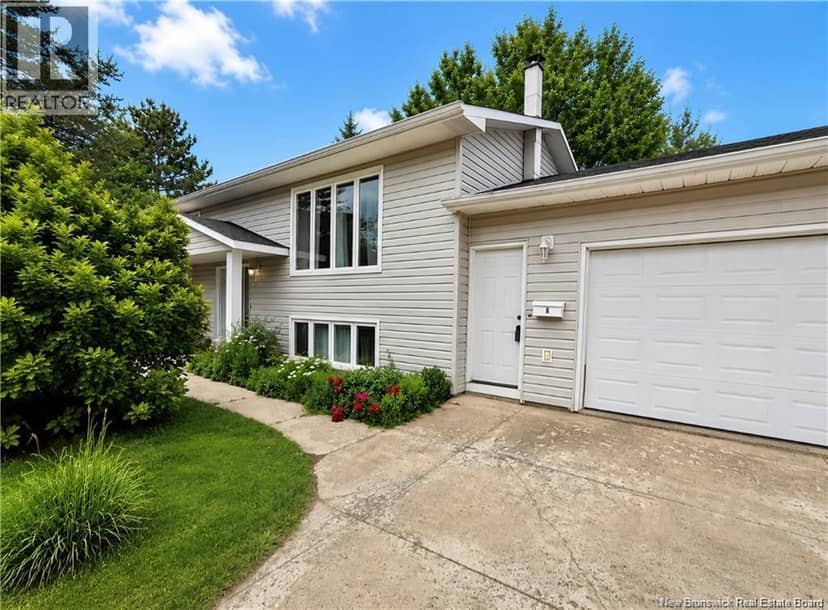 23 Pembroke Street — photo 3 of 28