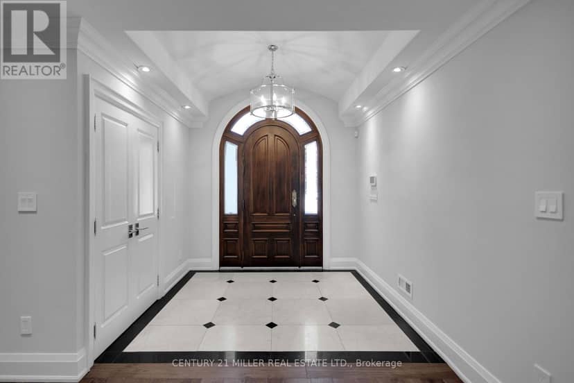 21 Neiltree Court, Toronto, photo 4