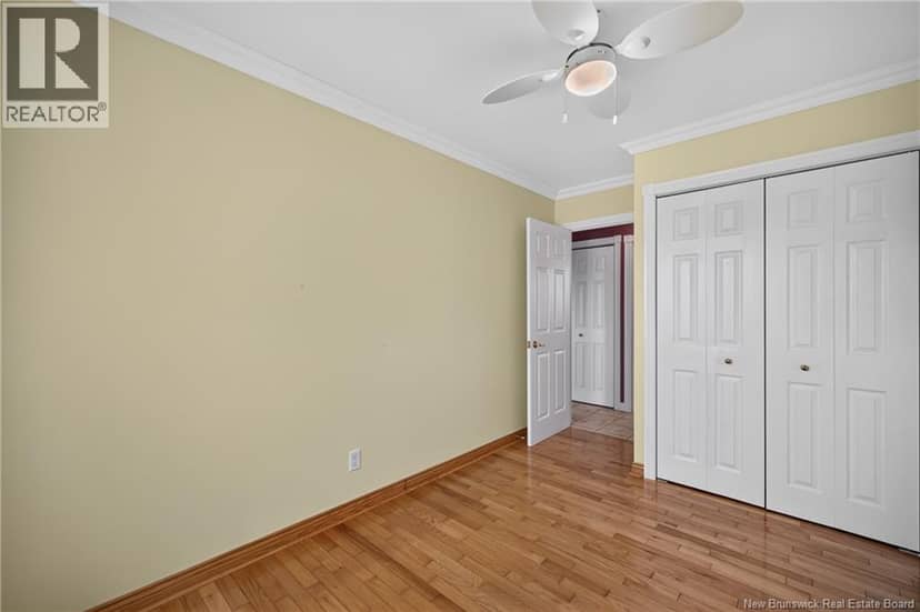 240 Smith Court — photo 19 of 38