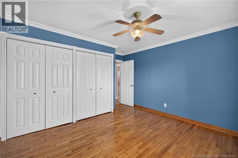 240 Smith Court — photo 21 of 38