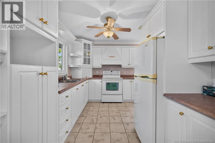 240 Smith Court, Big River, photo 5