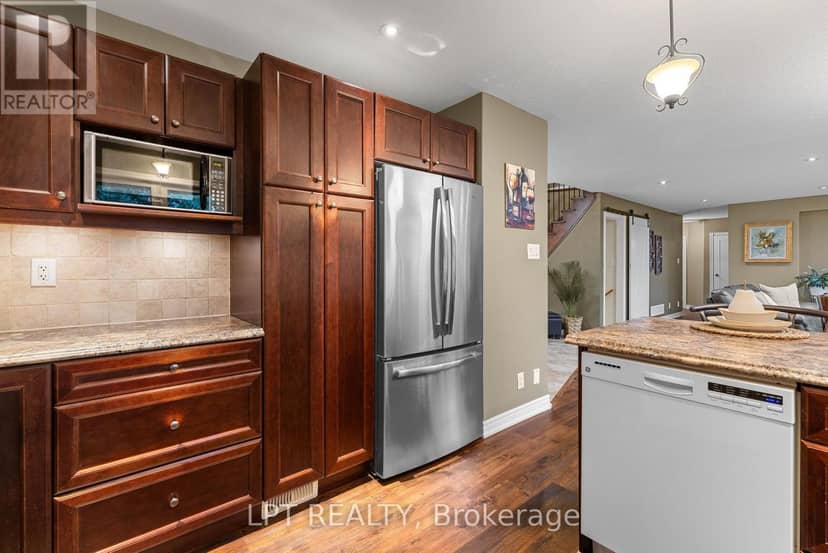 2 Birch Knoll Road — photo 17 of 40