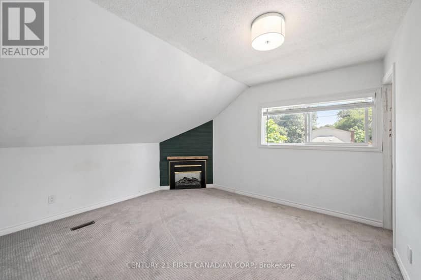 229 St Julien Street — photo 19 of 30