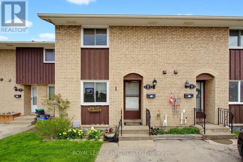 8 - 50 Lakeshore Road — photo 3 of 29