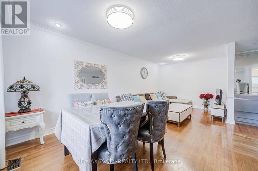 155 Edmonton Drive — photo 8 of 40