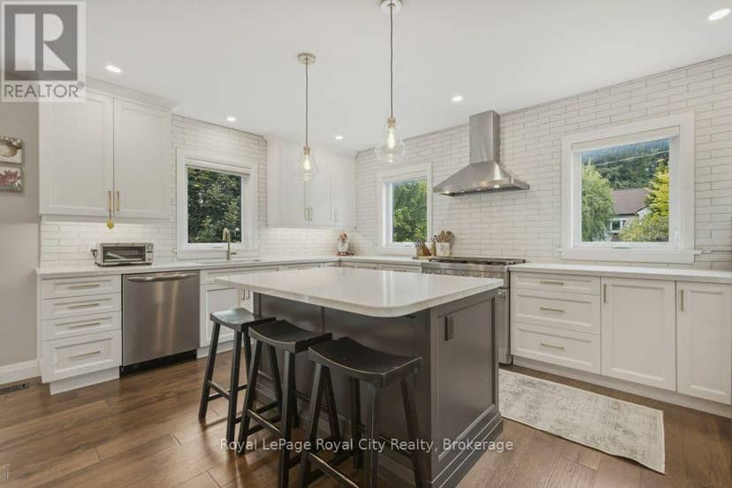 236 Stanley Street, Newmarket, photo 5