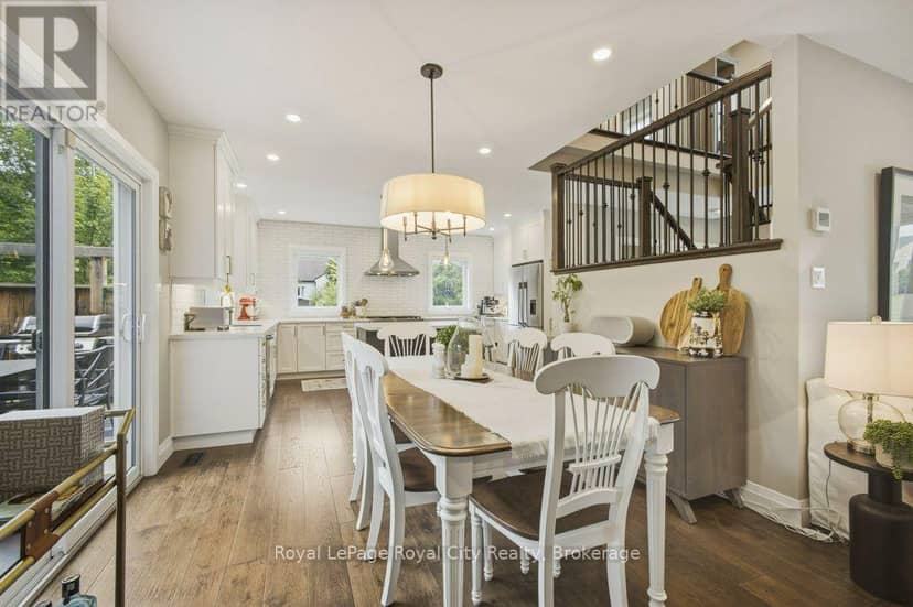 236 Stanley Street — photo 9 of 29