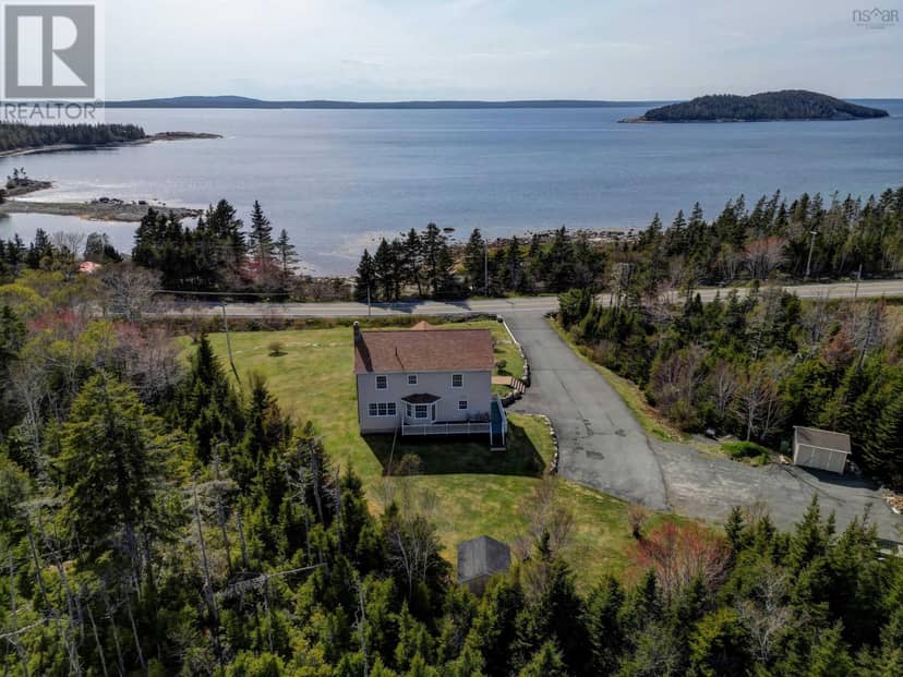 9085 Peggys Cove Road — photo 5 of 39
