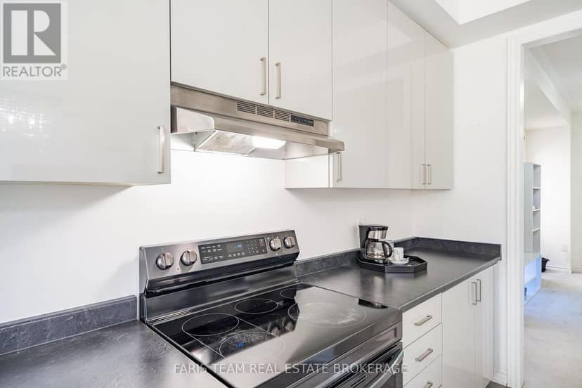 24 Sassafras Road — photo 8 of 40