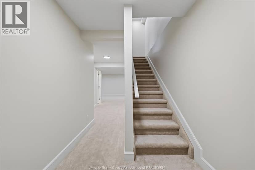 557 Fletcher — photo 25 of 28