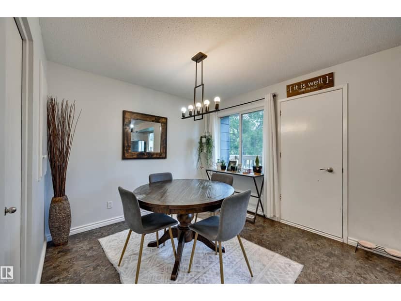 9125B 94 AV — photo 16 of 33